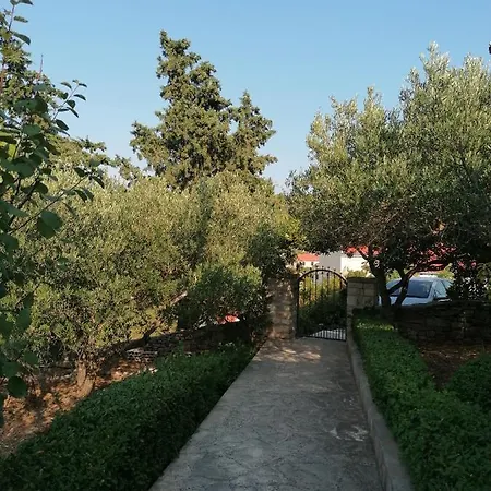 La Petite Maison Сasa de vacaciones