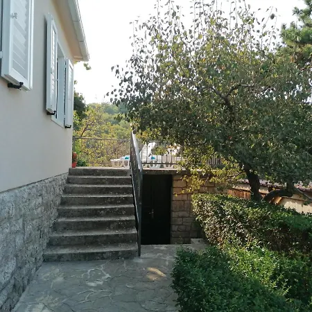 Сasa de vacaciones La Petite Maison *